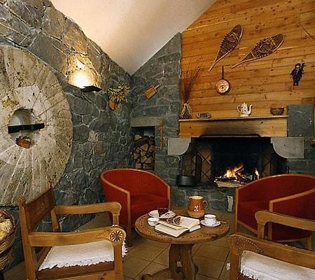 小屋之家高山牧場酒店和Spa 瓦尔 外观 照片