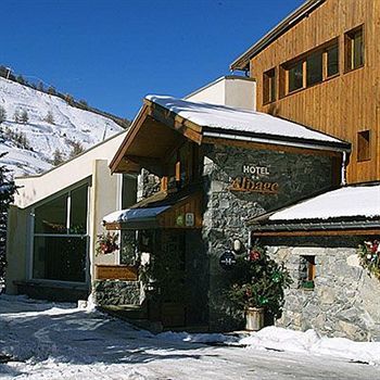 小屋之家高山牧場酒店和Spa 瓦尔 外观 照片